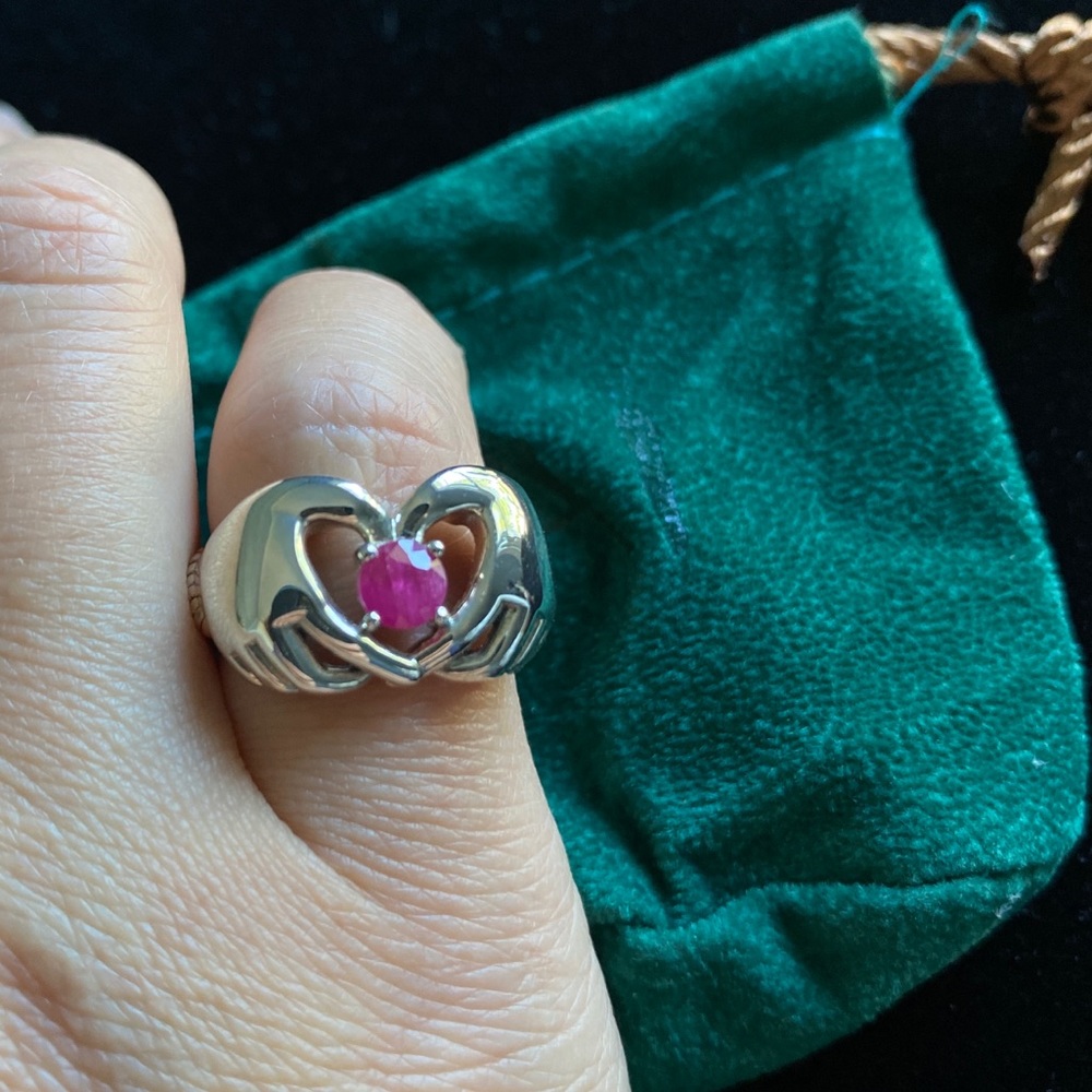 JAI Sterling Silver "I Love" Birthstone Gemstone Ring - Garnet